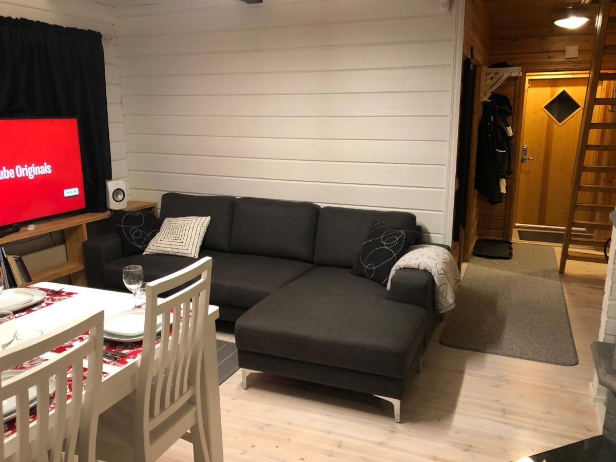 Syoete Huuhkamajat Cottage Eksteriør bilde